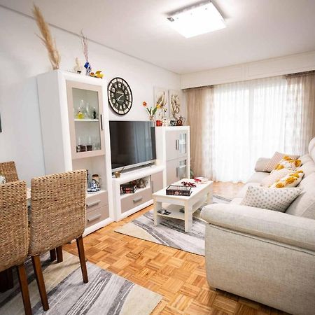 Piso Mila Apartment Ourense Bagian luar foto