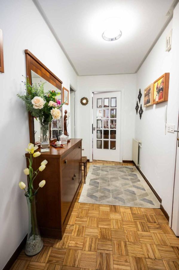Piso Mila Apartment Ourense Bagian luar foto
